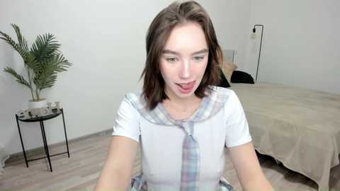 vi_vi_an @ chaturbate on 20230909