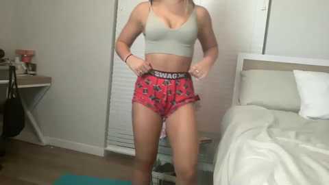 lovecayaxo @ chaturbate on 20230910