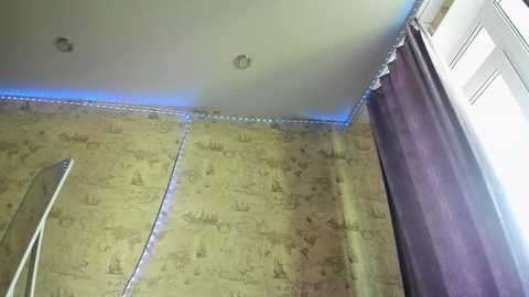 crystalnut @ chaturbate on 20230913