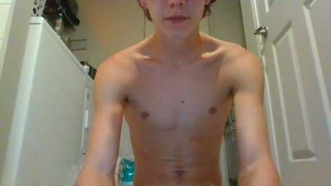 whitebootyy @ chaturbate on 20230913