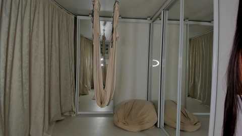 emilybatee @ chaturbate on 20230914