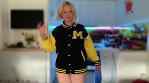 kiradivine @ chaturbate on 20230917