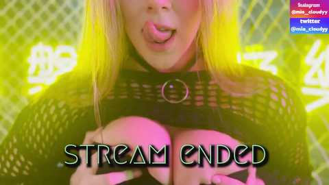 mia_cloudy @ chaturbate on 20230917