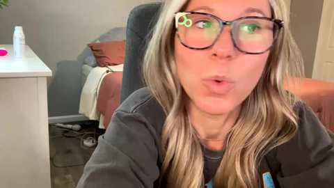 texas_blonde @ chaturbate on 20230917