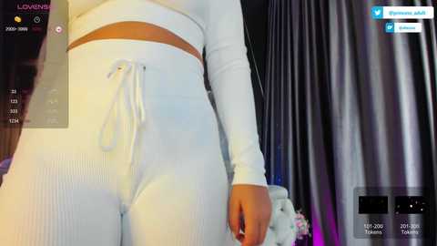 aliessia @ chaturbate on 20230919