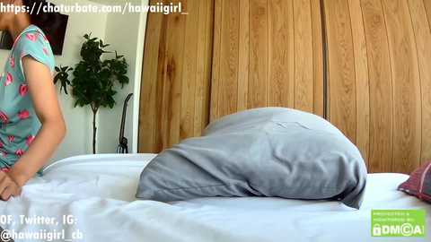 hawaiigirl_ @ chaturbate on 20230919