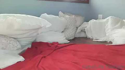 lilrosiedoll @ chaturbate on 20230919