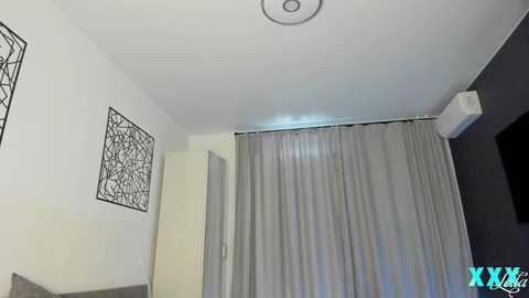 xxx_leila @ chaturbate on 20230919