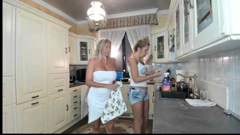 tunderose @ chaturbate on 20230924