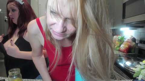 emberpheonixxx @ chaturbate on 20230925