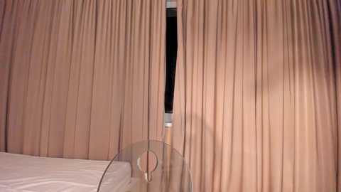 emilybatee @ chaturbate on 20230925