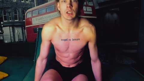 theo_huyovo