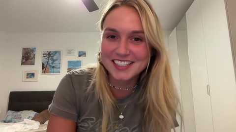sarahsapling @ chaturbate on 20230927