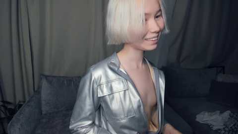 silvergloss @ chaturbate on 20230927