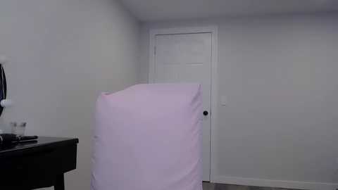 xemilydusk @ chaturbate on 20230927