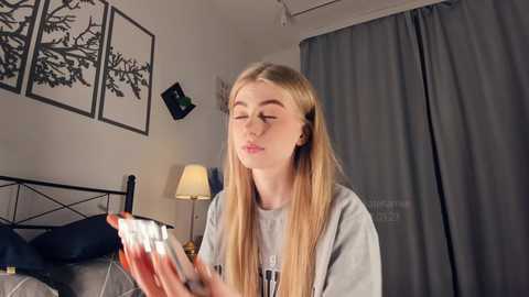 kateharrise @ chaturbate on 20230928