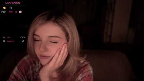 lucydelovely @ chaturbate on 20230928