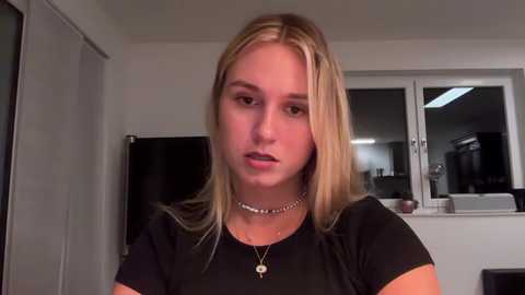 sarahsapling @ chaturbate on 20230929