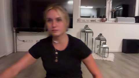 sarahsapling @ chaturbate on 20230929