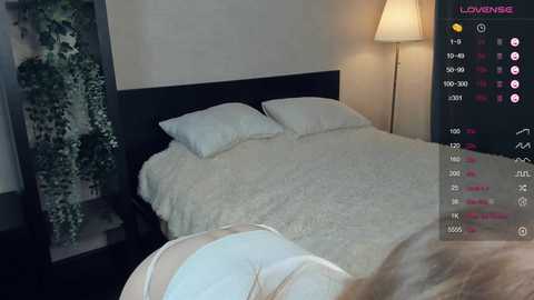 tiny_bliss @ chaturbate on 20230929