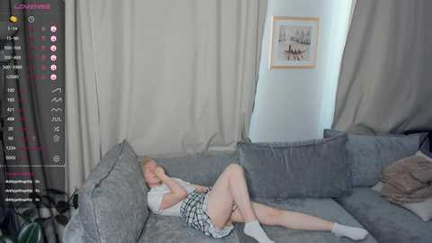 silvergloss @ chaturbate on 20230930