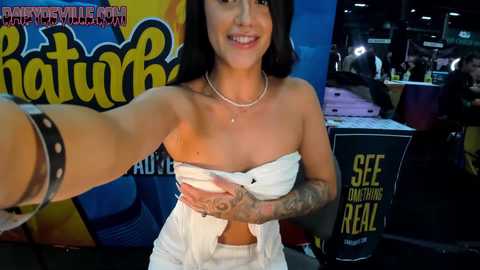 daisydeville @ chaturbate on 20231001