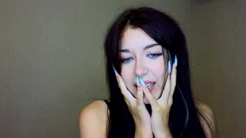 minirini @ chaturbate on 20231002