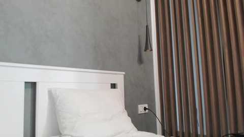 persian_baddie @ chaturbate on 20231002