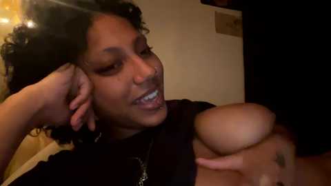 sapphire_honest @ chaturbate on 20231002