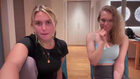 sarahsapling @ chaturbate on 20231003
