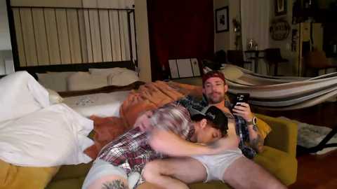 chrisbonewhite @ chaturbate on 20231004