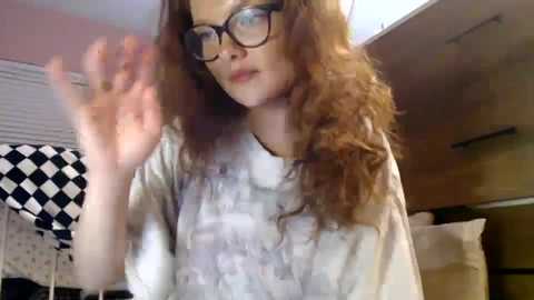 lolasyren @ chaturbate on 20231004