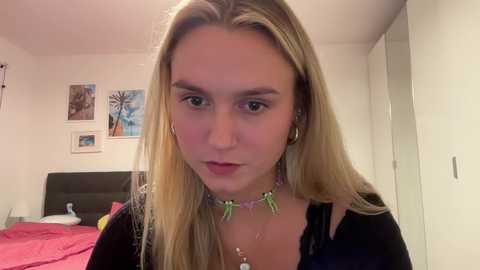sarahsapling @ chaturbate on 20231004