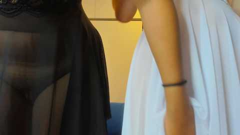 sav_anna @ chaturbate on 20231004