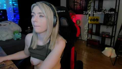 kimilee22 @ chaturbate on 20231005