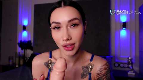 miladenver @ chaturbate on 20231005