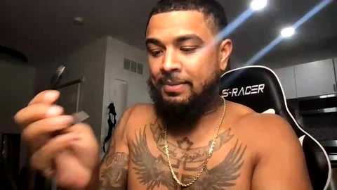 honduranhoney @ chaturbate on 20231006