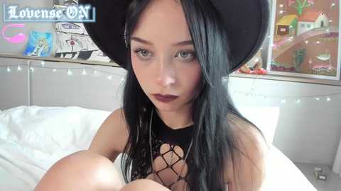 lucysmoothi @ chaturbate on 20231006