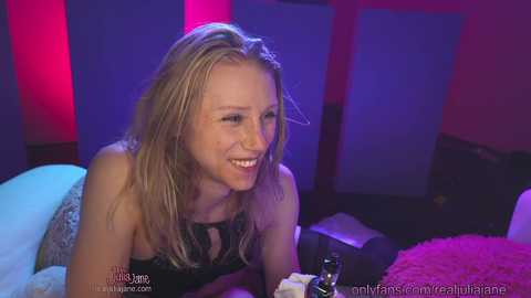 realjuliajane @ chaturbate on 20231006