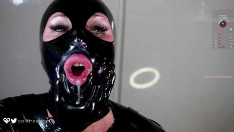 beatrix_rich @ chaturbate on 20231007