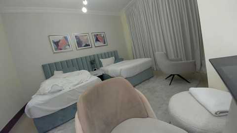 ehotlovea @ chaturbate on 20231007