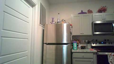 redinthebed @ chaturbate on 20231007