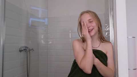 appr0ved @ chaturbate on 20231008