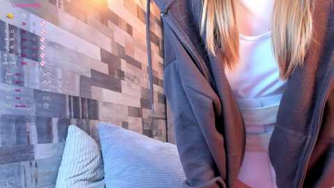 lolliis @ chaturbate on 20231008