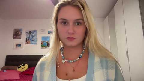 sarahsapling @ chaturbate on 20231008