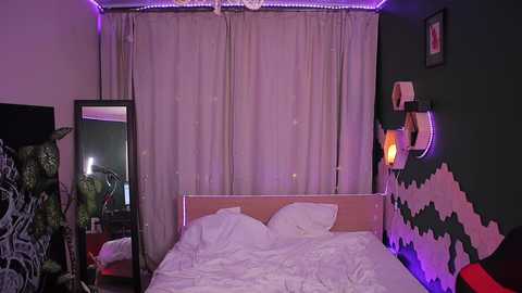 x_loui_and_sher_x @ chaturbate on 20231008