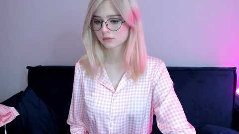 grace_smit @ chaturbate on 20231009