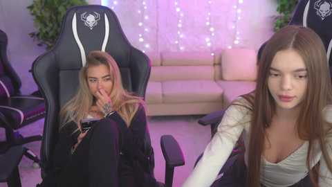 kira0541 @ chaturbate on 20231010