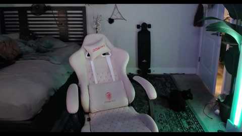 monstrumologist @ chaturbate on 20231010