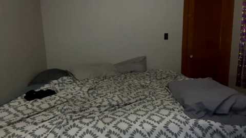 roxy1105 @ chaturbate on 20231010